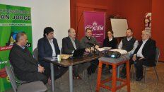 Presentación. Funcionarios y empresarios dieron detalles sobre el futuro servicio. Presentación. Funcionarios y empresarios dieron detalles sobre el futuro servicio.