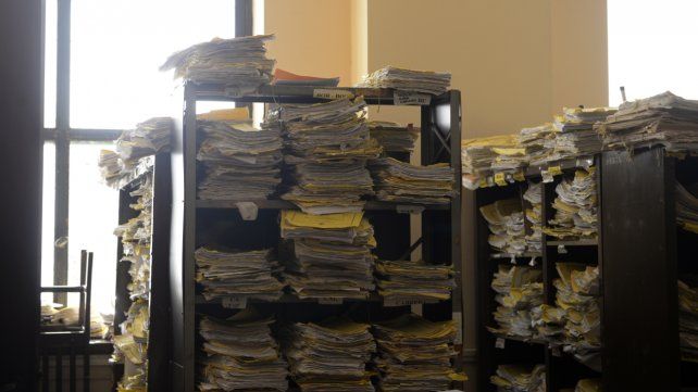 Panorama complicado. Los expedientes se acumulan en los juzgados.