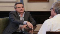 Agustín Rossi, diputado kirchnerista, suena para ser nuevamente ministro de Defensa. Agustín Rossi, diputado kirchnerista, suena para ser nuevamente ministro de Defensa.