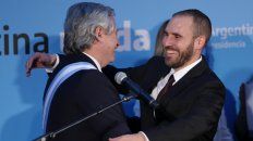 Objetivo. Fernández y Guzmán buscan frenar la caída y estabilizar la economía. Objetivo. Fernández y Guzmán buscan frenar la caída y estabilizar la economía.
