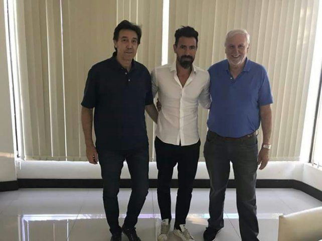 Dom&iacute;nguez pretende tener un mano a mano con Vignatti para transmitirle su molestia por lo que ocurre en Col&oacute;n.