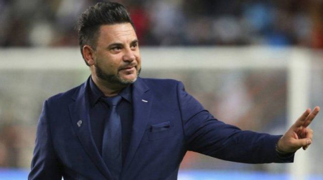 Antonio Mohamed se dio el lujo de hacer debutar a su hijo en la victoria de Monterrey ante Santos Laguna.
