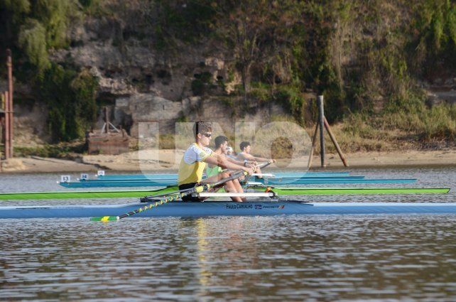 Clubes de la provincia elevaron el pedido al gobierno de Santa Fe para controlar la contaminaci&oacute;n en los r&iacute;os.