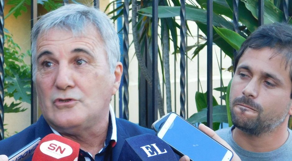 Claudio Gugnali asoma también como candidato a nuevo técnico de Unión.