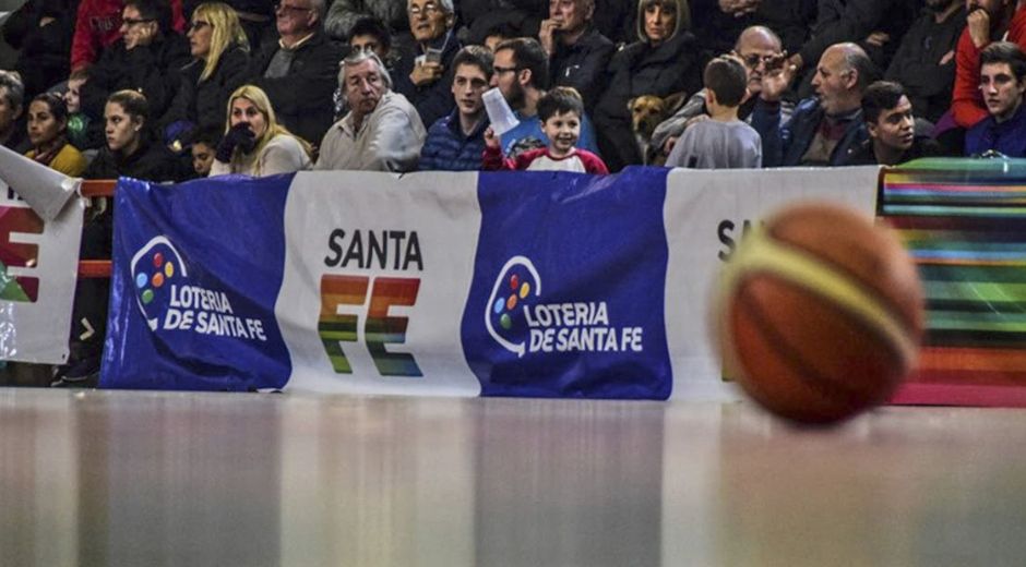 Gimnasia y Esgrima y Rivadavia Juniors se quedaron sin jugar los playoffs de la Copa Santa Fe de b&aacute;squet. Foto: prensa Copa Santa Fe
