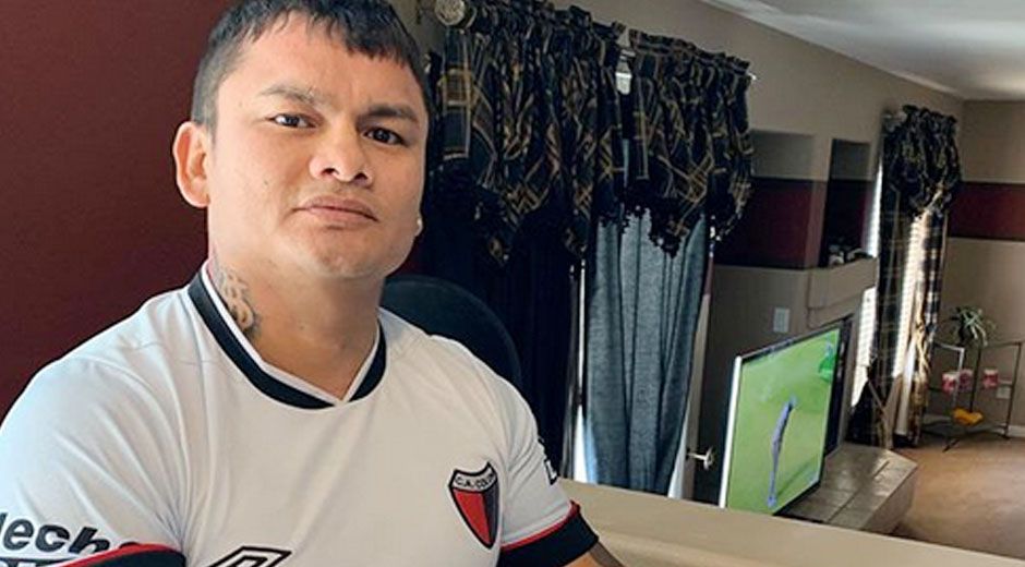 Chino Maidana muestra en todos lados que es fan&aacute;tico de Col&oacute;n