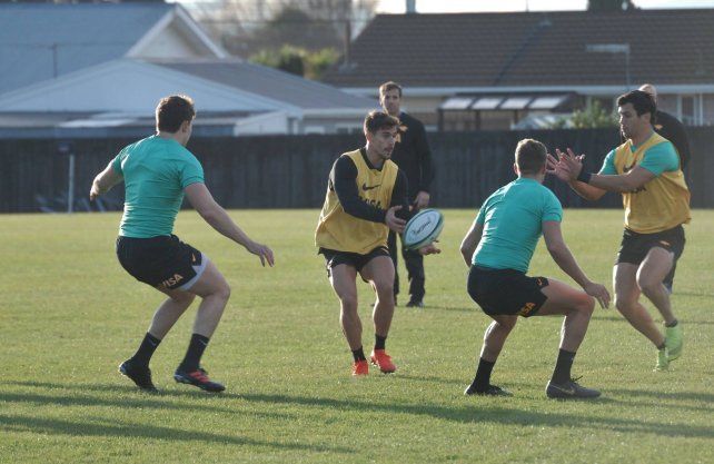 El back formado en el Hind&uacute; <a href=