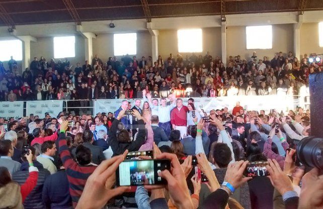 Macri habló ante unas 400 personas en el club Ateneo.