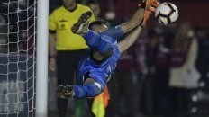 Burián, que fue héroe ante Morón (Copa Argentina) y San Pablo, volvió a hacerlo en la Sudamericana. Burián, que fue héroe ante Morón (Copa Argentina) y San Pablo, volvió a hacerlo en la Sudamericana.