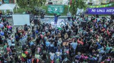 Norma Cuevas, en la plaza Ana María Acevedo, en la esquina del Ex Hospital Iturraspe durante un pañuelazo en 2018. Norma Cuevas, en la plaza Ana María Acevedo, en la esquina del Ex Hospital Iturraspe durante un pañuelazo en 2018.