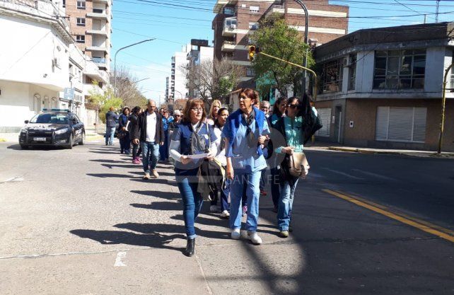 De la movilizaci&oacute;n participaron unas 80 personas.
