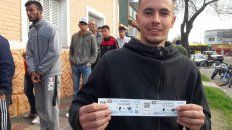 explota el cementerio: solo quedan algunas generales y se esperan 35.000 hinchas explota el cementerio: solo quedan algunas generales y se esperan 35.000 hinchas
