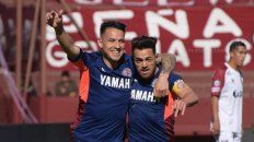 colon con la cabeza en la copa, regalo un tiempo y perdio con lanus 3-2 colon con la cabeza en la copa, regalo un tiempo y perdio con lanus 3-2