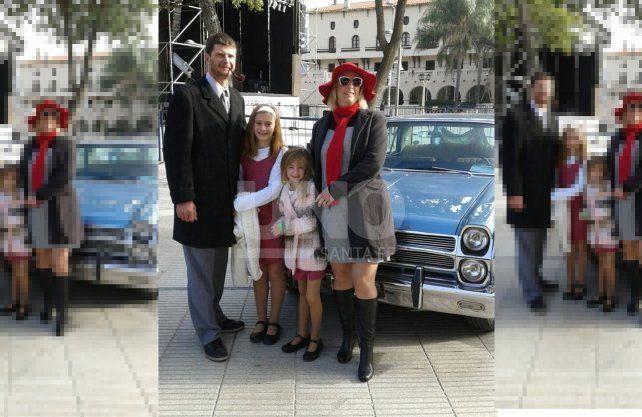 Marcelo Ortomano junto a su familia y el coche