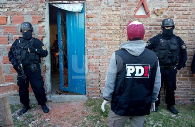 Una de las viviendas allanadas en barrio San Lorenzo.