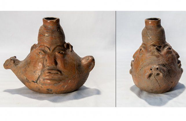 <div><div>A los dos rostros humanos que adornan frente y dorso, se le agregan rostros animales cuando se coloca la vasija de perfil.</div><div><br></div></div>