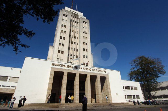 Palacio Paro de municipalidad en la ciudad de Santa Fe en rechazo al bono de tres mil pesosde Santa Fe
