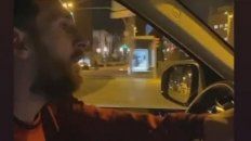 messi, de paseo por barcelona escuchando los palmeras messi, de paseo por barcelona escuchando los palmeras