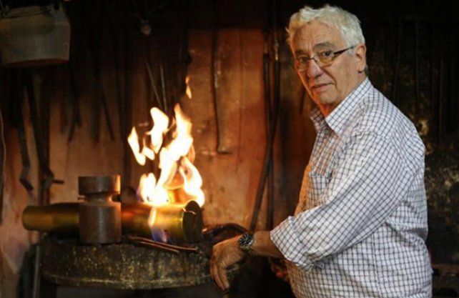 Juan Carlos Pallarols en su taller