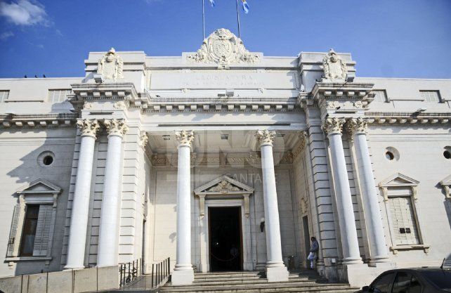 Amplio rechazo de diputados provinciales al sistema de denuncias de abuso del Arzobispado