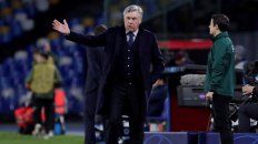 napoli avanzo en la champions pero echo a ancelotti napoli avanzo en la champions pero echo a ancelotti
