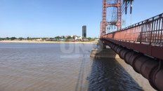 Los pilotes del Puente Colgante, una referencia para los santafesinos. Los pilotes del Puente Colgante, una referencia para los santafesinos.
