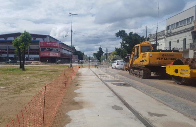 Las obras que comenzaron en julio de 2018 se fueron demorando y hoy se observa de poco a escaso movimiento.