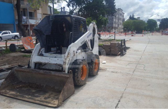 Las obras que comenzaron en julio de 2018 se fueron demorando y hoy se observa de poco a escaso movimiento.
