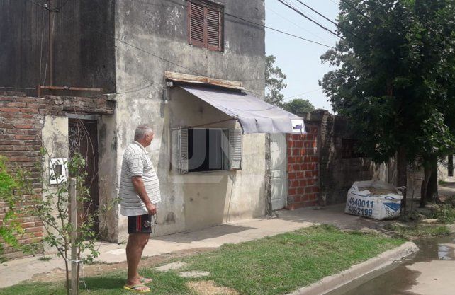 Isa&iacute;as, abuelo de Amparo, cree fervientemente que Jes&uacute;s salv&oacute; a su nieta tras la fuerte ca&iacute;da. 