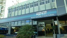 contrapunto entre upcn y el gobierno por la suba salarial contrapunto entre upcn y el gobierno por la suba salarial