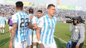 bruno bianchi hace lo suyo para llegar a colon bruno bianchi hace lo suyo para llegar a colon