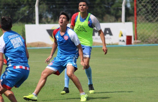 No se sabe si seguir&aacute; Fernando Elizari, que todav&iacute;a no debut&oacute; en Uni&oacute;n. &iquest;Llega diciembre? Prensa Uni&oacute;n