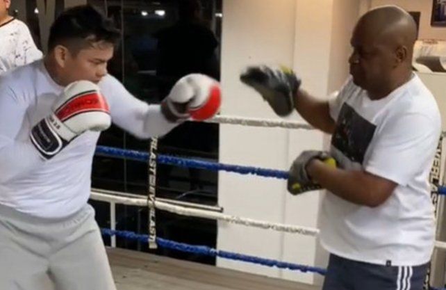 Chino arranc&oacute; este 2020 entrenando con todo y los cambios en su f&iacute;sicos son claros. Foto: Insagram chinomaidana.1  