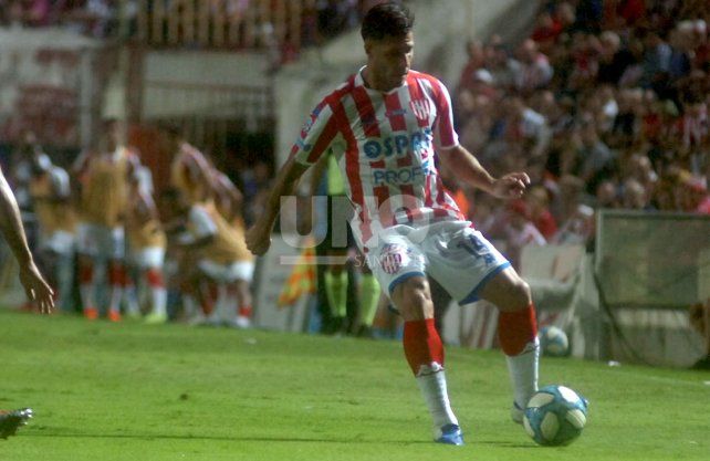 Federico Milo qued&oacute; libre ya tuvo sondeos de Estudiantes