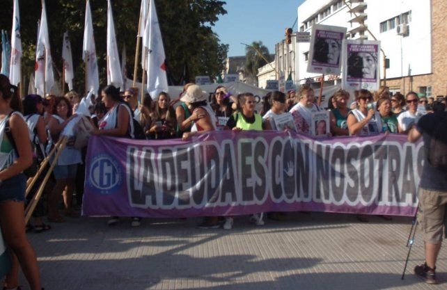Algunos de los carteles por el Día de la Mujer Trabajadora.