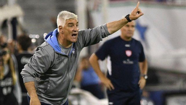 Omar De Felippe es uno de los apuntados para llegar a Uni&oacute;n.