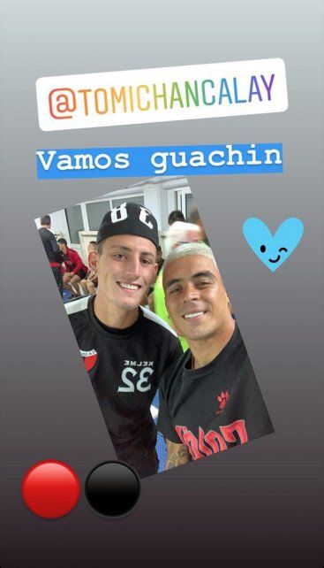 Tambi&eacute;n con otro formado en las inferiores, Tom&aacute;s Chancalay.&nbsp;Foto: Instagram brianfernandez_38