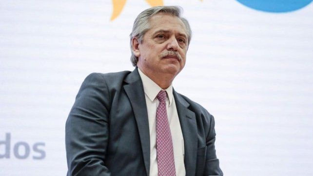El presidente busca aval político y científico antes de extender la cuarentena