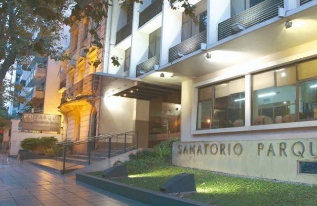 Dos m&eacute;dicos y un instrumentador de un sanatorio de la provincia tienen coronavirus