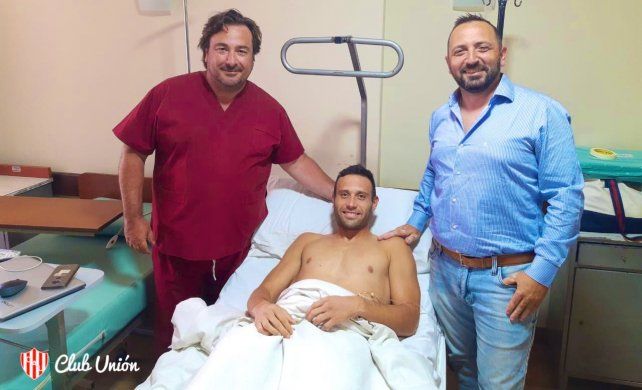 Claudio Corval&aacute;n fue intervenido el 28 de febrero y estar&aacute; disponible para volver en Uni&oacute;n.