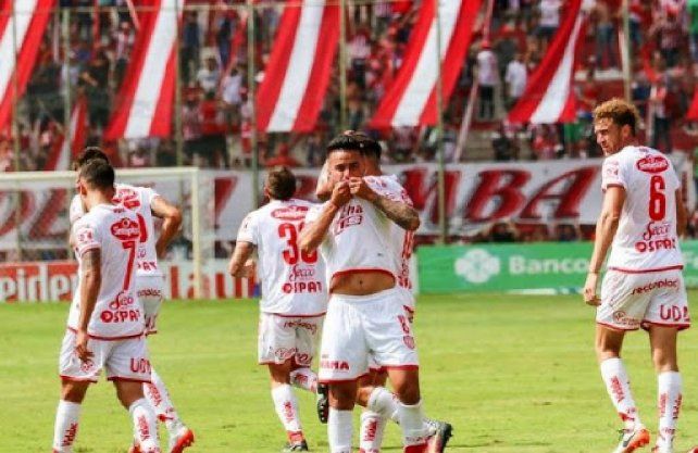 Rodrigo G&oacute;mez, exjugador de Uni&oacute;n, fue presentado como Asteras Tripolis.