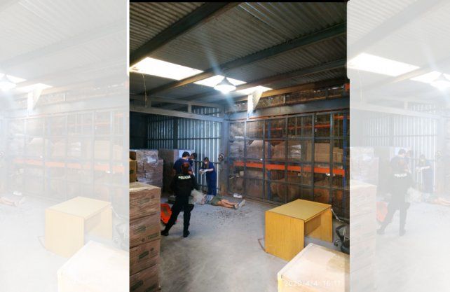 El hombre de 38 a&ntilde;os, que admiti&oacute; que lleg&oacute; al lugar con intenciones de cometer un robo, tuvo que ser hospitalizado.