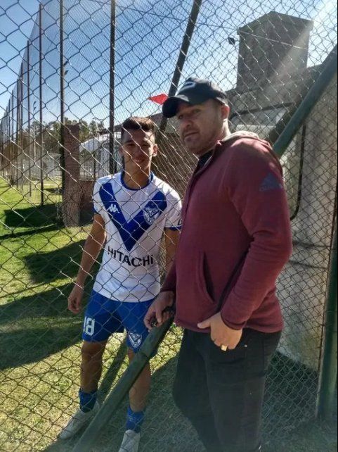 Baz&aacute;n Vera se mostr&oacute; muy enojado con Heize por el trato a su sobrino cuando dirig&iacute;a a V&eacute;lez.