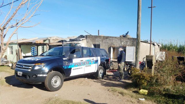 El allanamiento realizado por la policía de Santa Fe. Se secuestraron más de 35 kilos de marihuana.