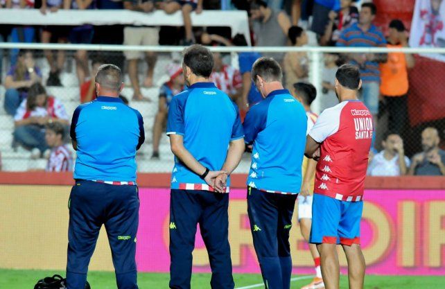Uni&oacute;n pretender&iacute;a un t&eacute;cnico con espalda en la vuelta del f&uacute;tbol. Foto: prensa Uni&oacute;n