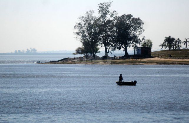Los r&iacute;os de Santa Fe est&aacute;n descuidados y por eso clubes y entidades de la provincial le hicieron este pedido al gobierno