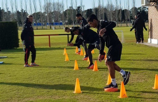 El preparador f&iacute;sico de Col&oacute;n, Pablo Santella, est&aacute; a disposici&oacute;n del plantel en esta licencia durante la cuarentena