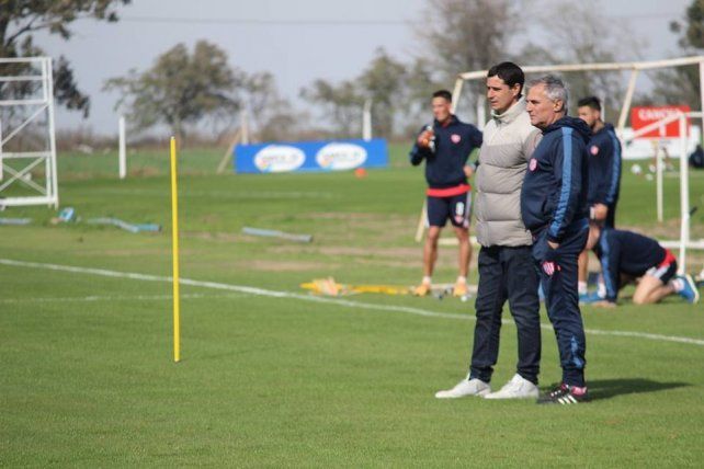 Mart&iacute;n Zuccarelli se encuentra ante el desaf&iacute;o de elegir al nuevo DT de Uni&oacute;n para reemplazar a Leo Madel&oacute;n.