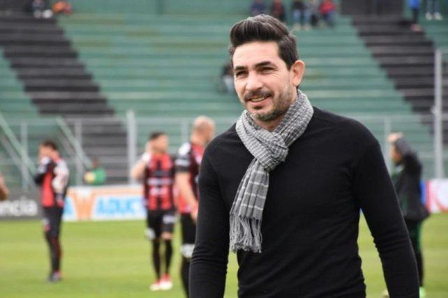 Walter Coyette est&aacute; en carrera por ser DT de Uni&oacute;n, donde tiene un paso como jugador.