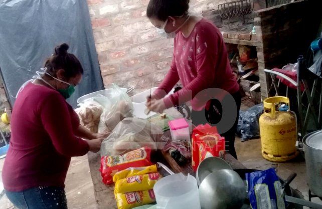 La olla popular La Guardia brinda un loable servicio a cerca de 60 familias